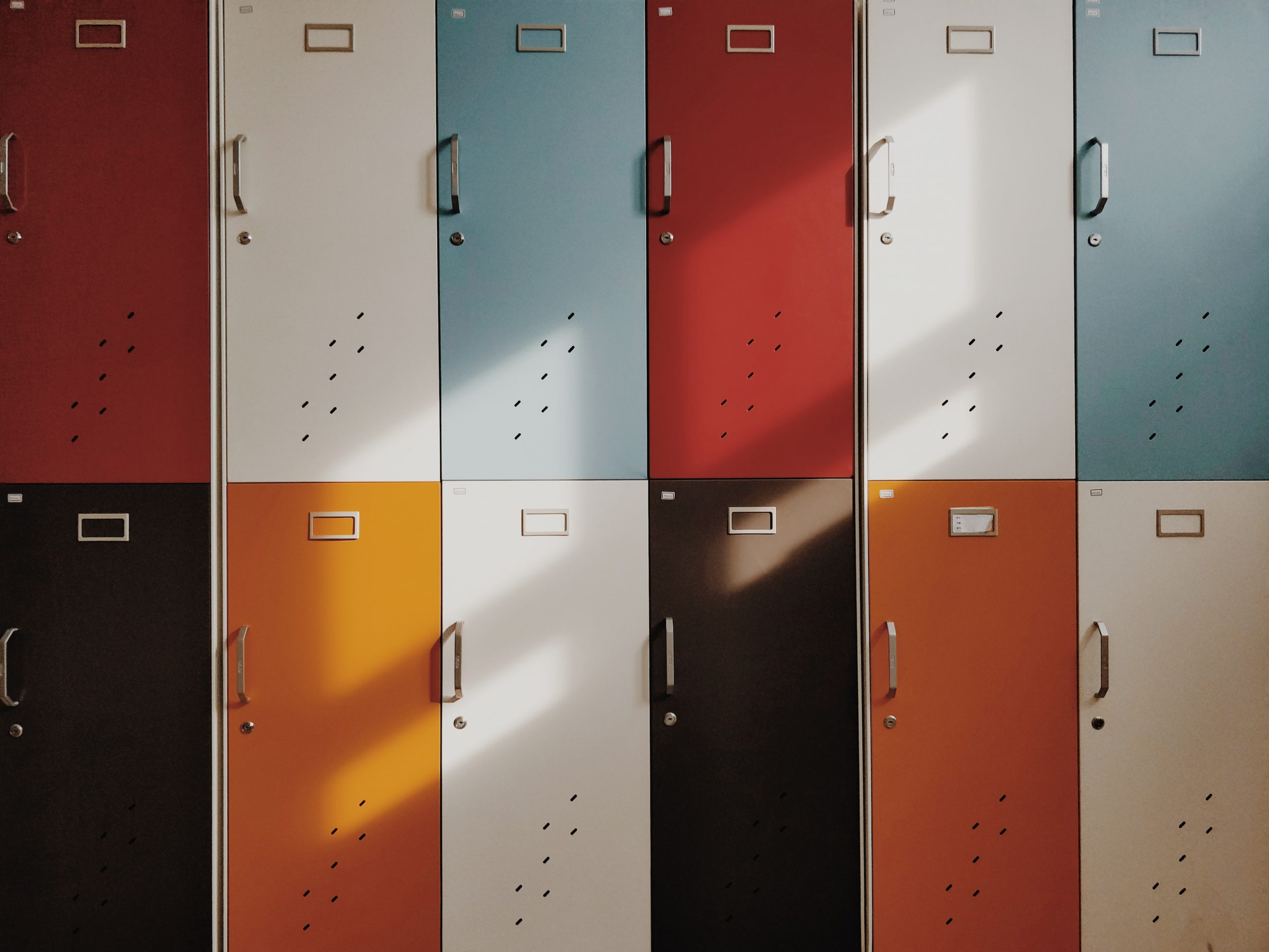 locker bg